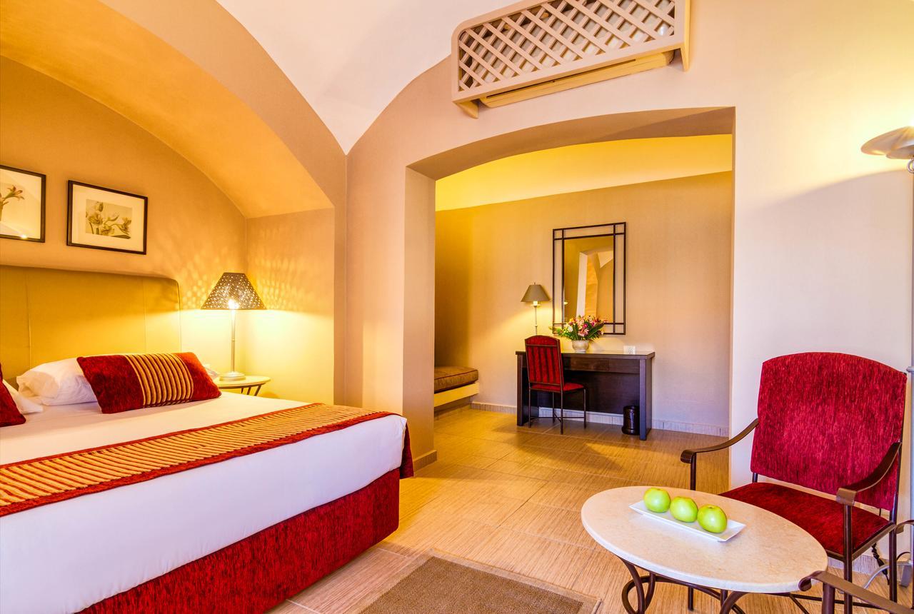 Jaz Makadi Oasis Club Hotel Exterior foto