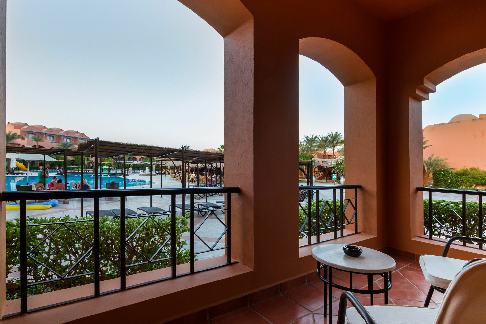 Jaz Makadi Oasis Club Hotel Exterior foto
